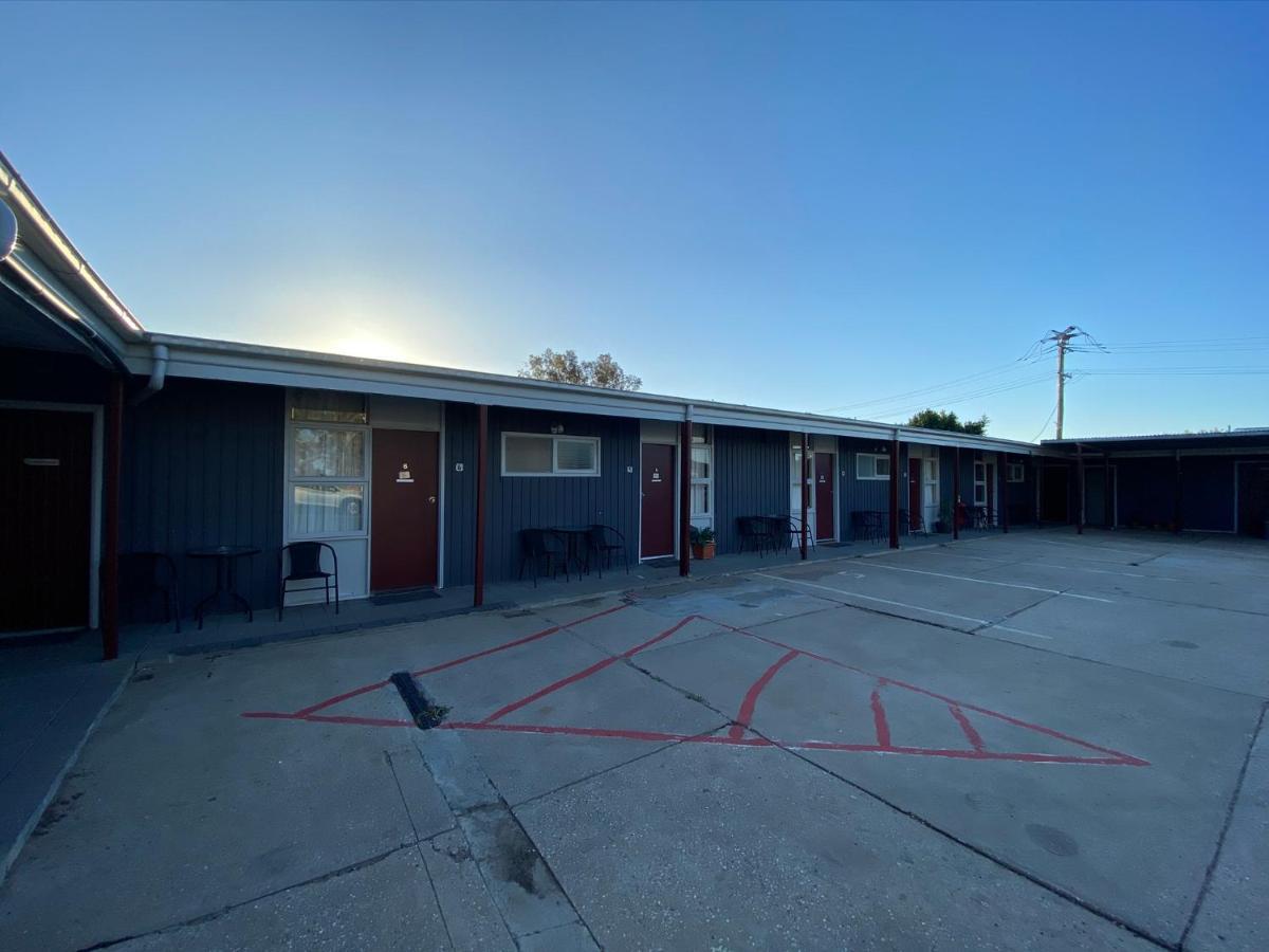 Coolabah Motel Walgett Zewnętrze zdjęcie