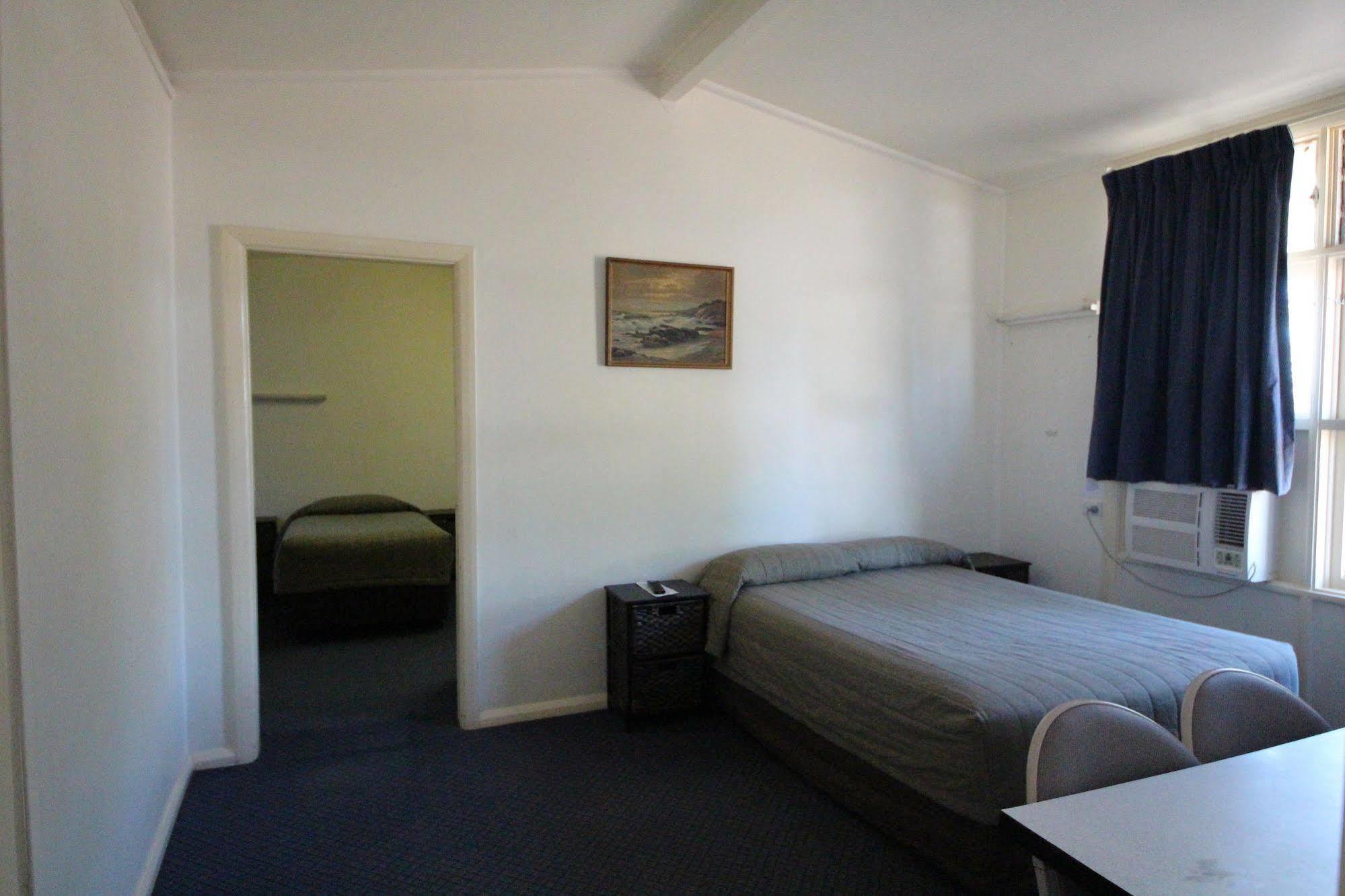 Coolabah Motel Walgett Zewnętrze zdjęcie